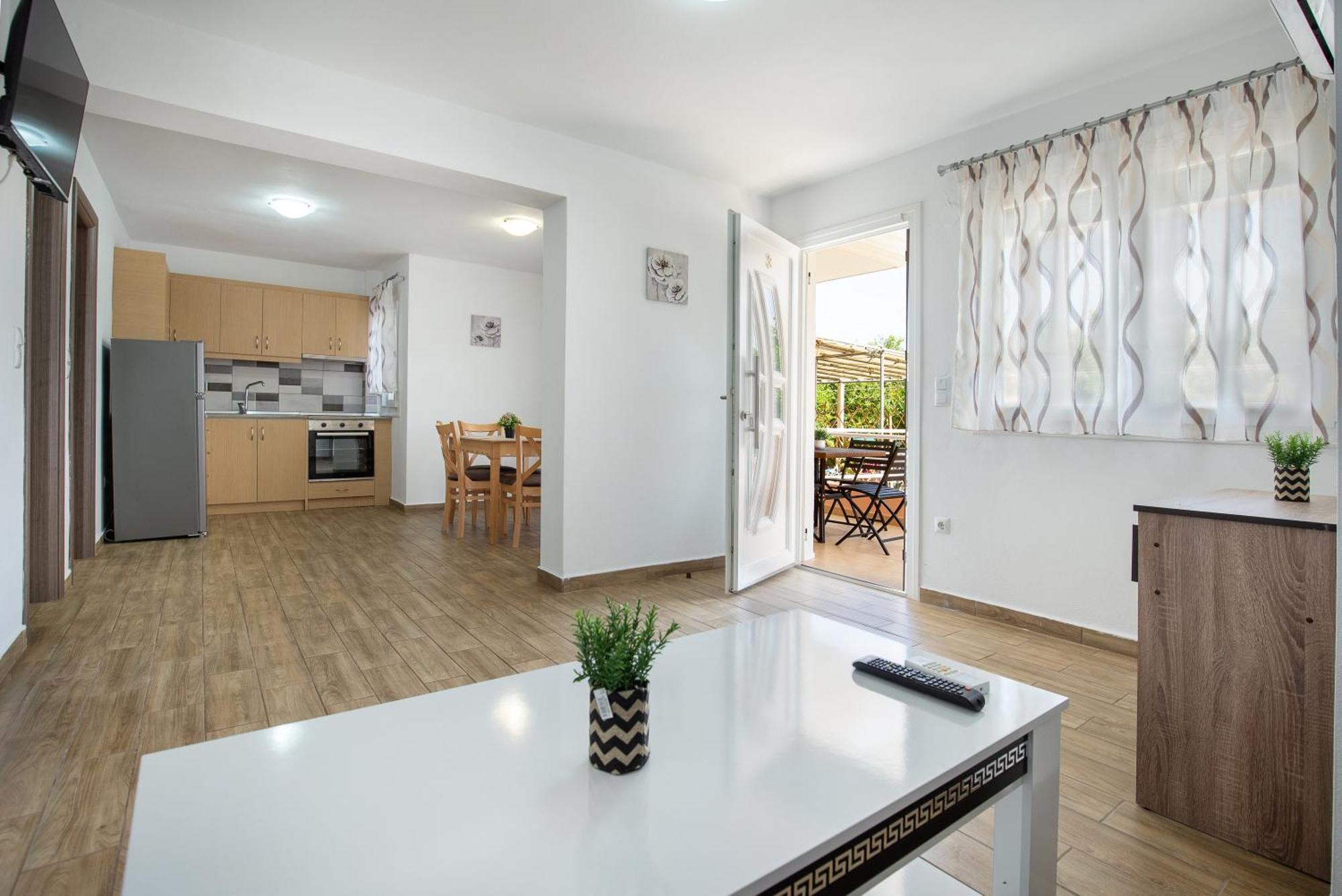 House Litsa 3