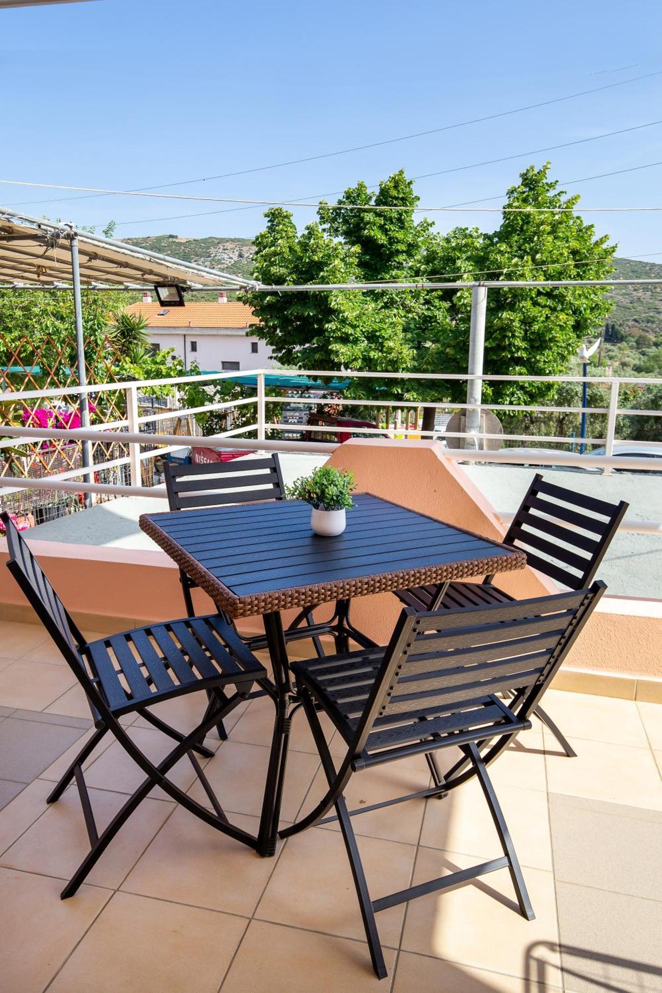 Apartment House Litsa 3