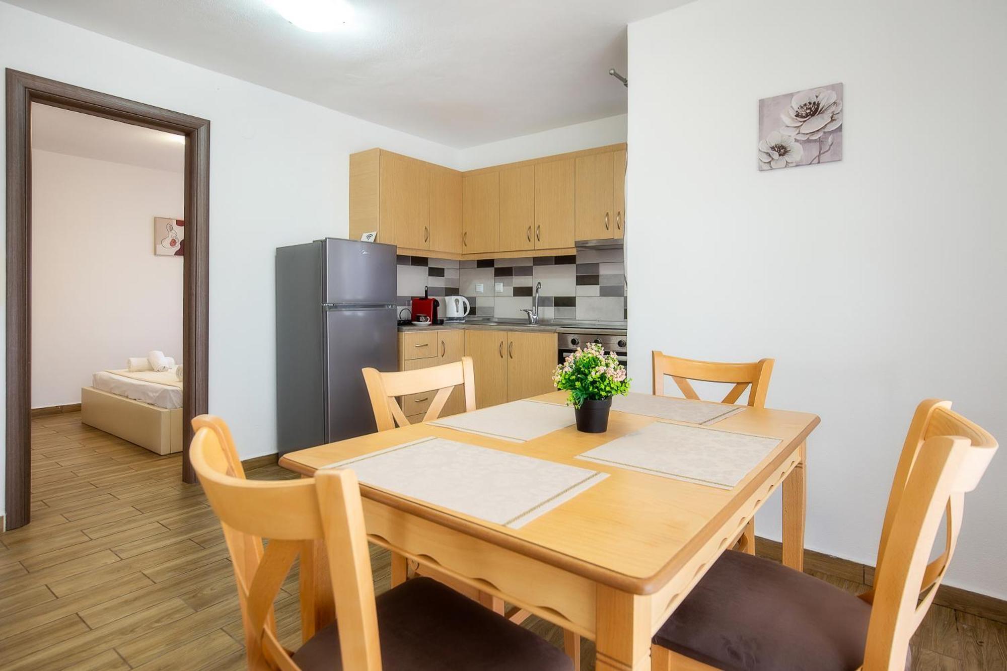 Apartment House Litsa 3 Potos