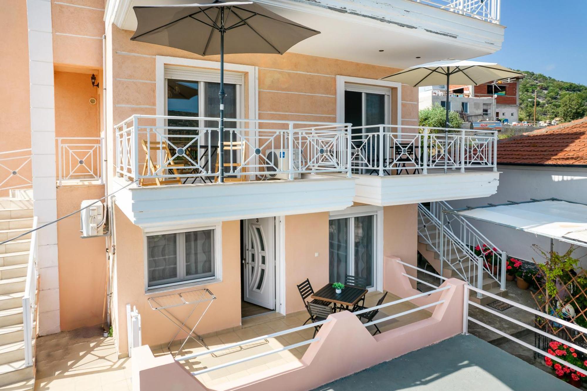House Litsa 3 Apartment